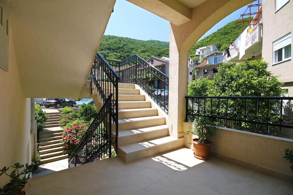 Apartments Raicevic Budva Exterior photo