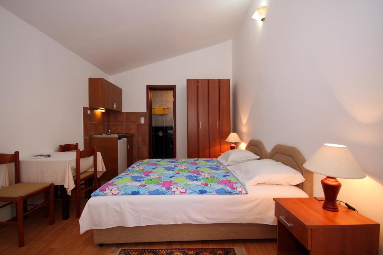 Apartments Raicevic Budva Room photo